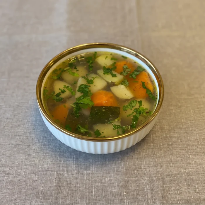 מרק עוף עם ירקות